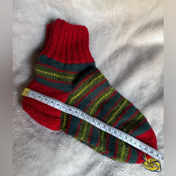 Wool hand knitted winter socks multicolored from Ukraine - Picture 2 of 4
